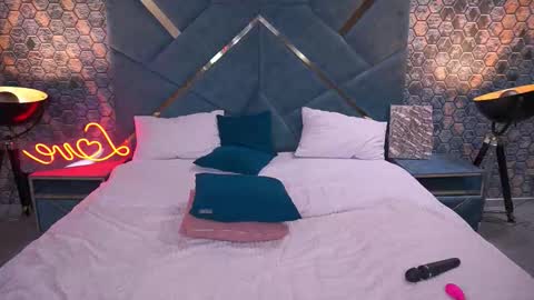 pixiehott online show from October 19, 8:11 pm