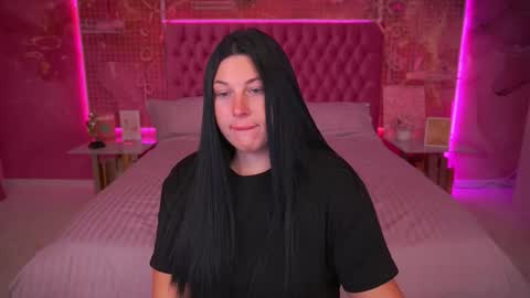 pixiehott online show from October 17, 8:01 pm