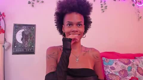 Venus  Vee  Cutie online show from October 15, 12:08 pm