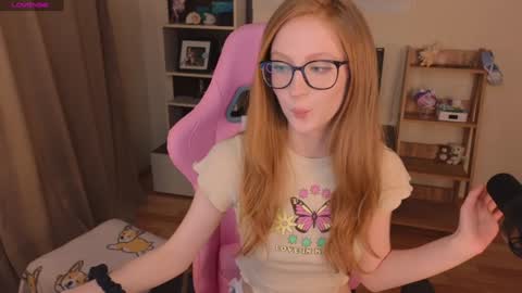 Lene online show from December 15, 9:53 pm