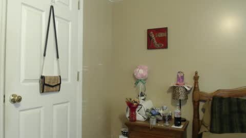 playfulkitten17 online show from September 13, 3:09 pm