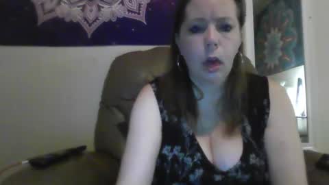 playfulmaryjane2017 online show from March 1, 3:38 pm