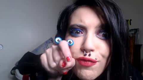 pleasantdinosaurus7537 online show from September 26, 9:29 am