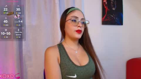 JUAN AND JULI online show from October 7, 9:30 pm