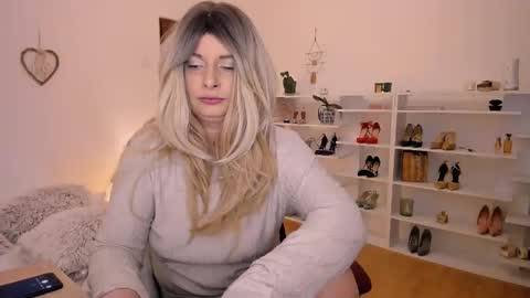 PleasureWitch online show from January 14, 7:32 pm