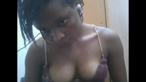 plumnjuicyx online show from April 10, 12:11 pm