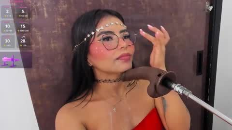 pocahontas_lantina online show from September 14, 4:32 am