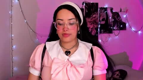 Willow                      Hours 12pm to 630pm Colombian time FRIDAY AND SUNDAY FREE DAYS online show from November 9, 6:04 pm