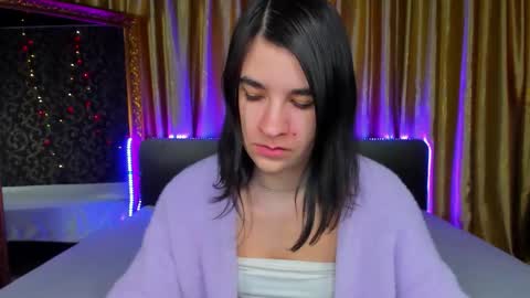 Polly online show from December 3, 7:22 am