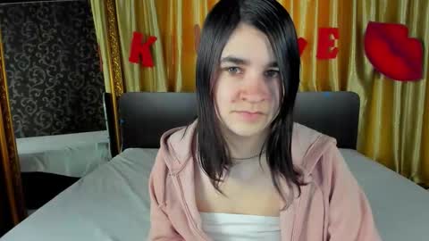 Polly online show from February 22, 7:53 am