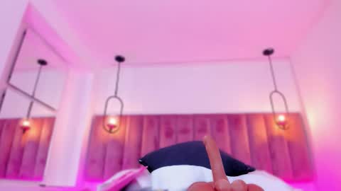 POLLY online show from February 5, 10:29 am