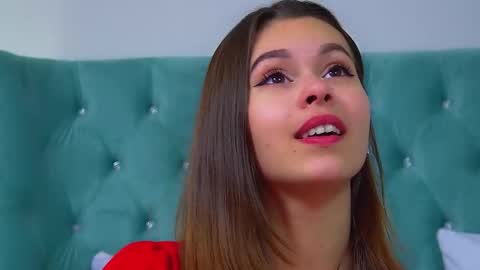 Snapshot of pollylanders chatting on September 27, 6:48 pm Polly online show from September 27, 6:48 pm