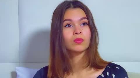 Snapshot of pollylanders chatting on September 11, 7:47 pm Polly online show from September 11, 7:47 pm