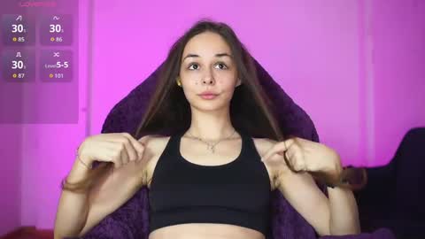    online show from April 6, 9:27 pm