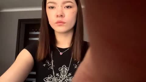 Ellie online show from May 9, 3:03 pm