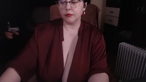 Snapshot of posh_mistress chatting on September 27, 3:14 am PoshMistres    online show from September 27, 3:14 am