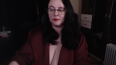 Snapshot of posh_mistress chatting on October 1, 6:07 am PoshMistres    online show from October 1, 6:07 am