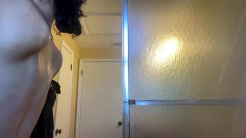 pr3ttynperla online show from October 12, 7:49 pm