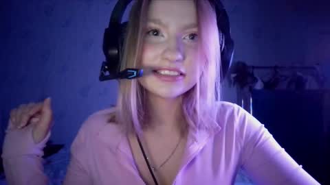 Snapshot of pr_in_cess_ chatting on September 21, 8:18 pm pr_in_cess_ online show from September 21, 8:18 pm