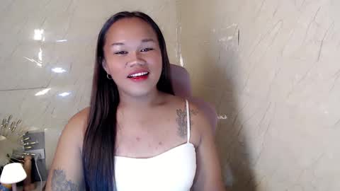 Snapshot of precious_ariah chatting on December 5, 11:16 am Just PRECIOUS  online show from December 5, 11:16 am