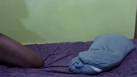 precious_nesh online show from November 26, 8:15 am