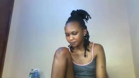 Snapshot of prettie_candy9 chatting on October 22, 2:16 am Prettie candy9 online show from October 22, 2:16 am