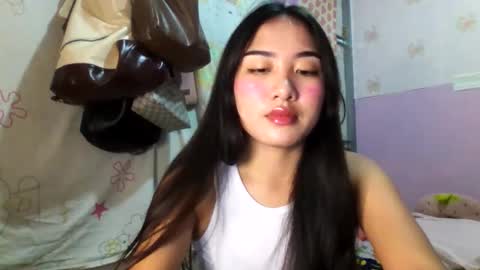 pretty_am online show from January 7, 3:04 pm