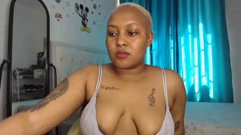 Annah online show from February 24, 11:52 am