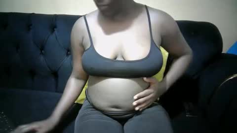 pretty_barbz online show from March 12, 8:44 pm