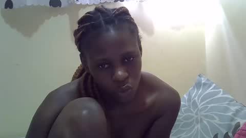 pretty_daniella online show from February 28, 8:20 am