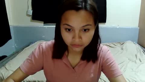 pretty_dharryhann online show from January 13, 1:22 am