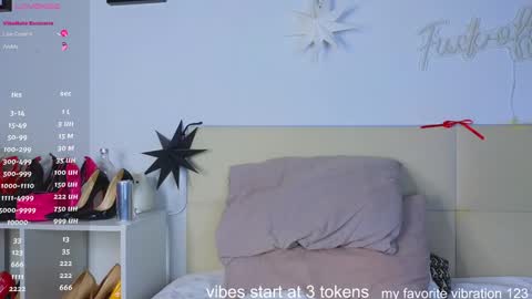 pretty_helga online show from February 3, 8:57 am