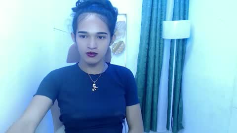 pretty_lady_kitty online show from January 19, 4:41 am