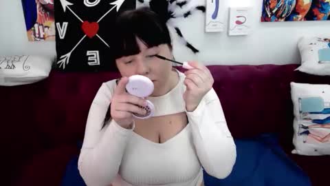 pretty_malika online show from October 16, 6:05 am