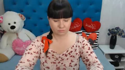 pretty_malika online show from February 15, 6:33 am