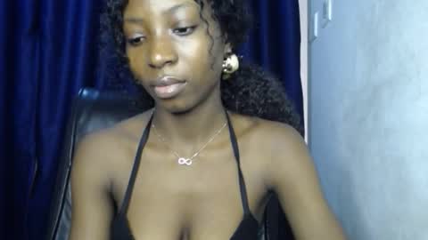 Snapshot of pretty_pixie0 chatting on October 23, 1:00 am Nicki online show from October 23, 1:00 am