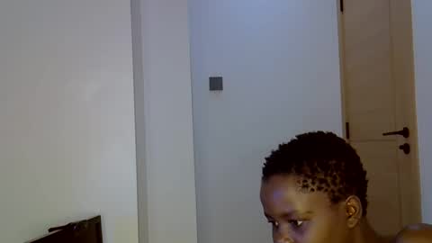 pretty_scooper online show from June 4, 9:41 pm