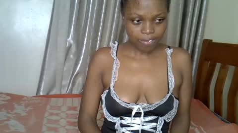 Snapshot of prettybabe02 chatting on October 4, 10:03 pm SaraCattra online show from October 4, 10:03 pm