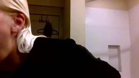 Missy  Jack online show from November 13, 10:09 pm