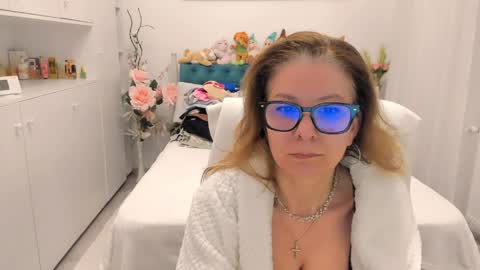 wilma online show from March 25, 7:00 am