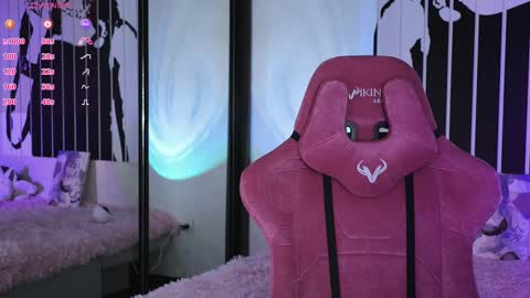 Violet online show from February 25, 10:04 am