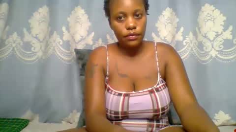 SHANIA online show from November 19, 7:36 pm