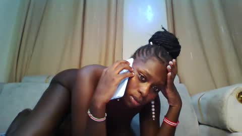 prettydulce online show from November 13, 3:44 pm