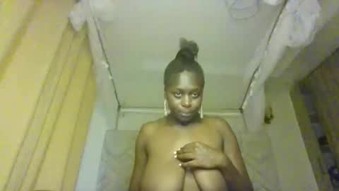 prettydulce online show from March 11, 2:53 pm