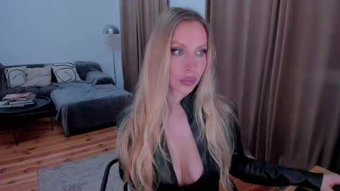 Eva online show from April 14, 1:16 am