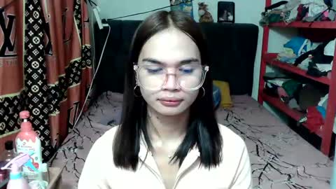 prettykhelcy online show from June 21, 10:41 am