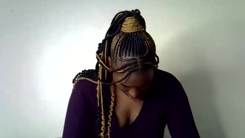 prettyshasha_ online show from October 2, 12:10 pm