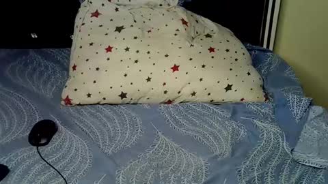 prettyshasha_ online show from September 16, 6:38 pm