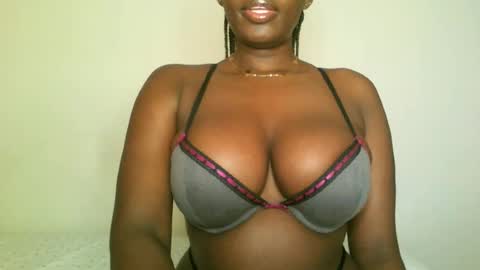 prettyvishy online show from June 29, 3:46 am