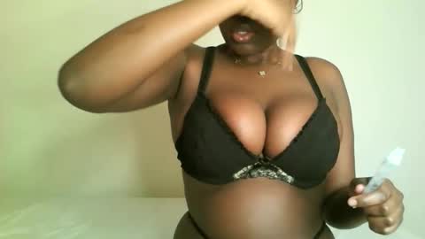 prettyvishy online show from November 5, 2:39 am